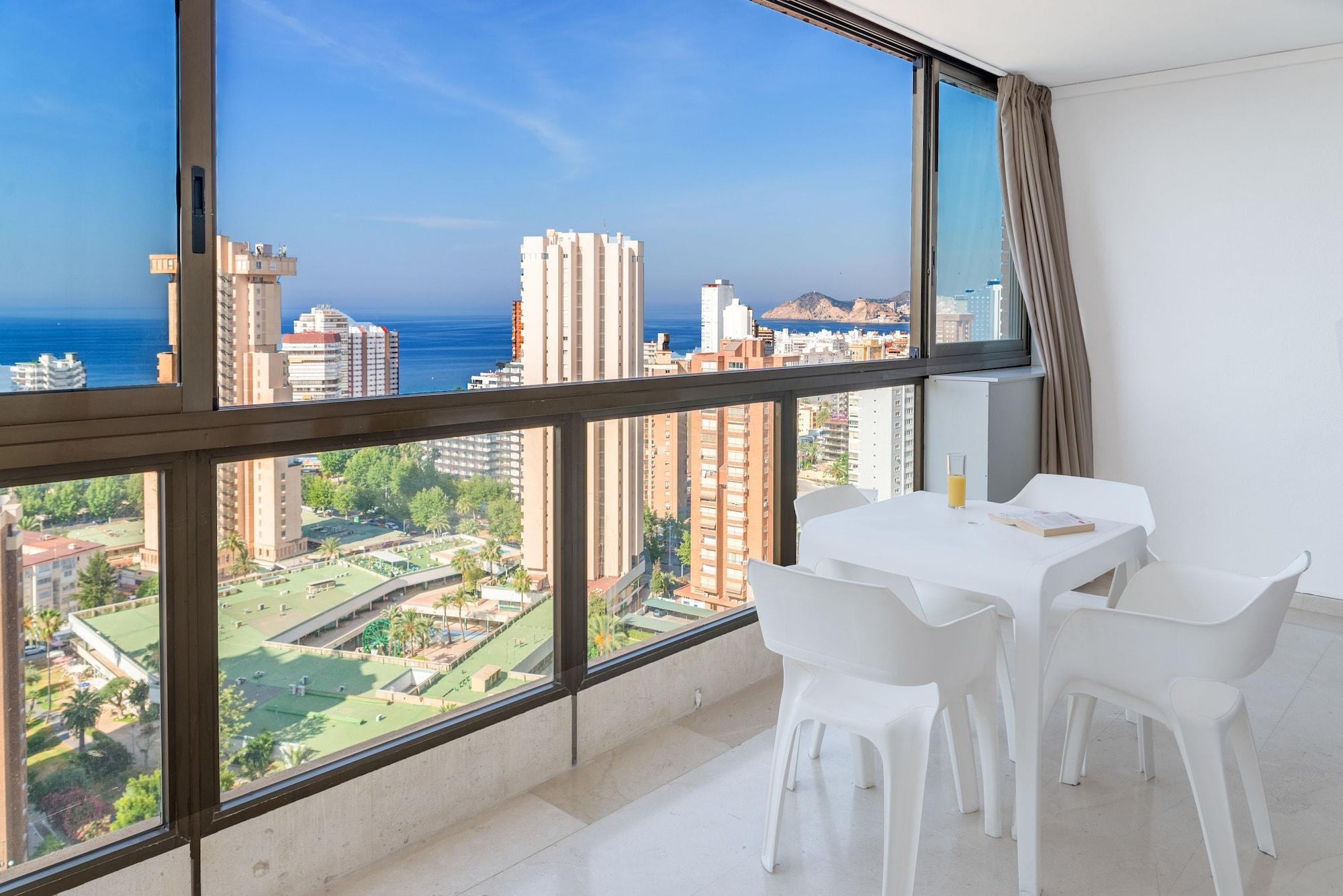 Gemelos 2 Benidorm Luaran gambar